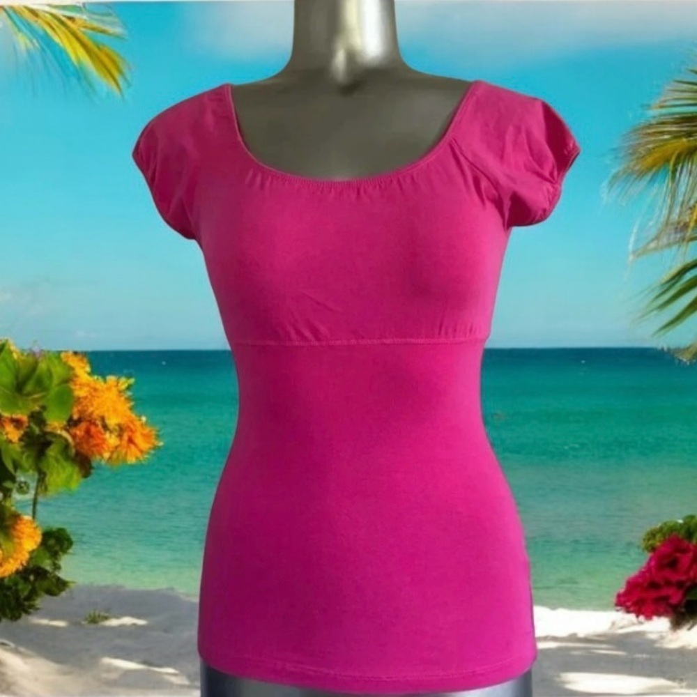 Free 🆓Scoop  Neck Top